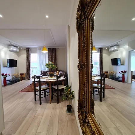 Center Luxury Orange 9a Apartment