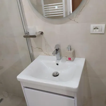 Center Luxury Orange 9a Apartment Tirana