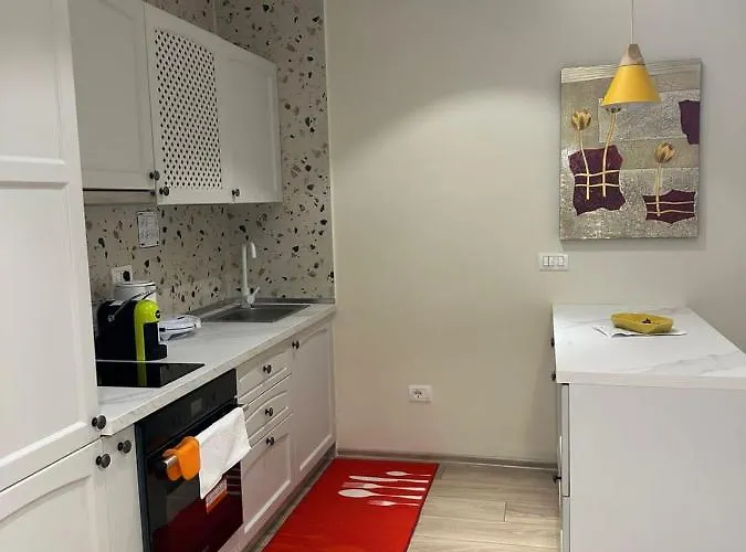 Center Luxury Orange 9a * ティラナ